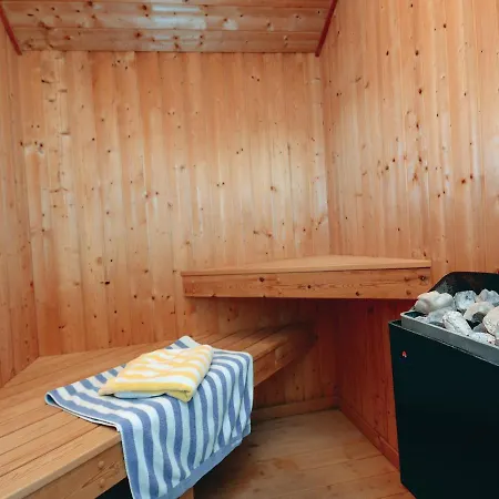 Five-bedroom Holiday In