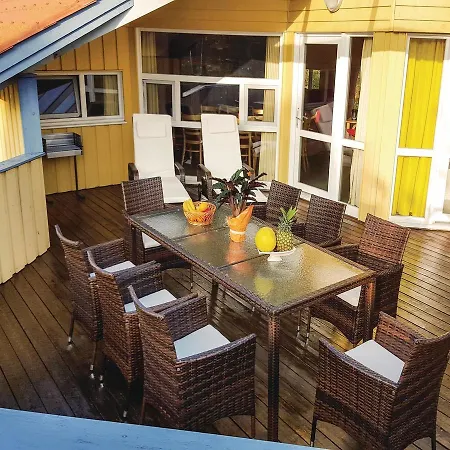 Ferienhaus Five-bedroom Holiday In Gross Mohrdorf